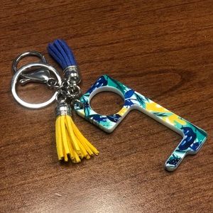 Corona Free Keychain Door Opener